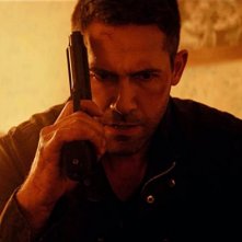 Legacy of Lies: Scott Adkins in una scena del film