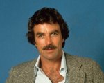 Tom Selleck lascia 2020 dollari di mancia in un ristorante e si unisce alla 'sfida'