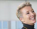 Emma Thompson: 'George Clooney nei film può andare a letto con partner giovani, un'attrice matura no'