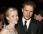 Reese Witherspoon e la battuta dell'ex marito Ryan Phillippe sui suoi guadagni: 'Rimasi sconcertata'