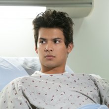 Cobra Kai 3: Xolo Maridueña nella terza stagione della serie