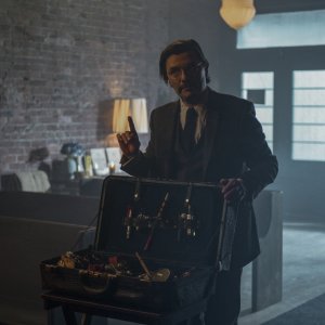 Le terrificanti avventure di Sabrina 4: James Urbaniak in una scena