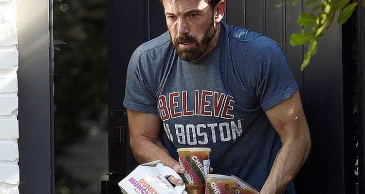 Ben Affleck: la disastrosa foto con i Dunkin' Donuts ...