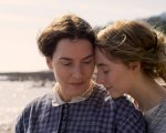 Kate Winslet sulla scena di sesso con Saoirse Ronan: 'Un'esperienza diversa rispetto alle precedenti'
