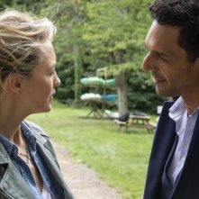 Balthazar: Tomer Sisley ed Hélène de Fougerolles in una scena della serie