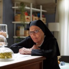 Che Dio ci aiuti 6: Valeria Fabrizi in una scena