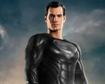 Justice League: Zack Snyder spiega l'importanza della tuta nera di Superman