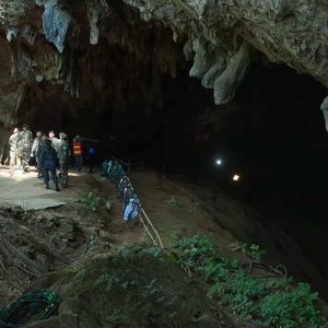 The Cave - Acqua alla gola: una sequenza del film