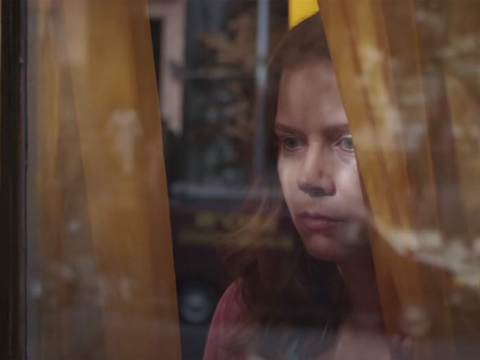 La donna alla finestra: Netflix svela la data di uscita del film con Amy Adams