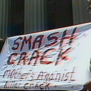 Crack: Cocaine, Corruption & Conspiracy, una scena del documentario