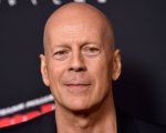 Bruce Willis si rifiuta di indossare la mascherina: allontanato da una farmacia (FOTO)