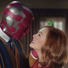 WandaVision: Paul Bettany, Elizabeth Olsen e uno sguardo romantico
