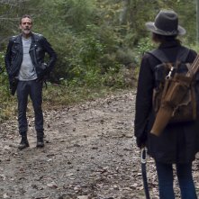 The Walking Dead 10: Jeffrey Dean Morgan in una scena dei nuovi episodi