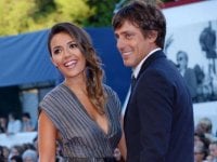 Mina Settembre: Serena Rossi, Davide Devenuto e quel bacio 'imbarazzante' sul set