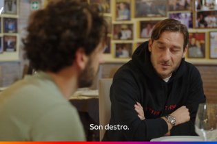 Speravo de morì prima - Clip