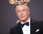 Alec Baldwin lascia Twitter dopo le polemiche contro la moglie: 'Addio, per ora'