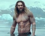 Aquaman: Jason Momoa indossa un costume alternativo nella foto apparsa sui social