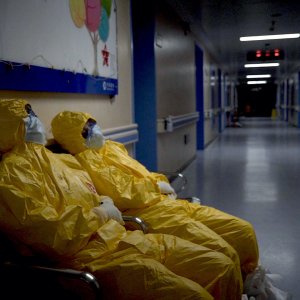 76 Days: una sequenza