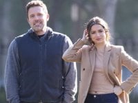 Casey Affleck smentisce di aver gettato il cartonato di Ana de Armas nella spazzatura