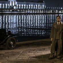 Il Commissario Ricciardi: Lino Guanciale e Antonio Milo in una scena al Molo di San Vincenzo