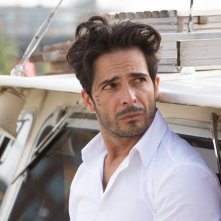 Calibro 9: un primo piano di Marco Bocci