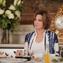 Chiami il mio agente 4: Sigourney Weaver in una scena della serie