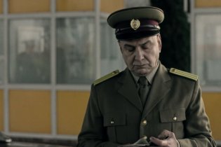 Est - Dittatura Last Minute - Trailer 2