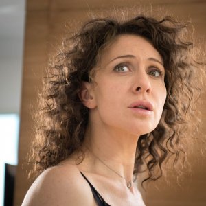 Calibro 9: Ksenia Rappoport in un primo piano