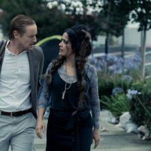 Bliss: Salma Hayek, Owen Wilson passeggiano in una scena