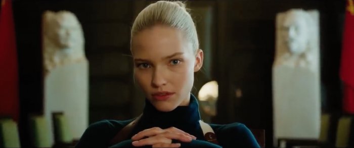 Anna, la recensione del nuovo film di Luc Besson disponibile su Prime Video