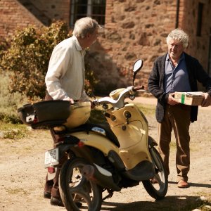 Dolce fine giornata: Antonio Catania, Giorgio Giordano in una scena del film