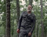 The Walking Dead: la resa dei conti tra Negan e Maggie in una nuova clip della stagione 10 (VIDEO)