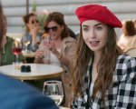 Emily in Paris, Lily Collins commenta le nomination ai Golden Globe 2021
