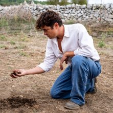 L'ultimo Paradiso: Riccardo Scamarcio durante una scena del film