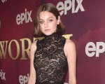 Emma Corrin protagonista di My Policeman accanto a Harry Styles