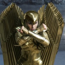 Wonder Woman 1984: Gal Gadot indossa l'armatura dorata nel film
