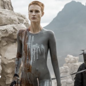 Raised by Wolves: Amanda Collin nel nono episodio della serie