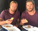 Thor: Love and Thunder, parla la controfigura di Chris Hemsworth 'Difficile imitare i suoi muscoli'