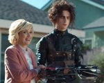 Edward Mani di Forbice: Tim Burton e Winona Ryder commentano lo spot con Timothee Chalamet