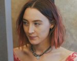 Lady Bird: Saoirse Ronan e i (veri) brufoli del suo personaggio, una scelta precisa