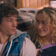 The Map of Tiny Perfect Things: Kathryn Newton, Kyle Allen in una scena