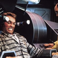 Atto di forza: Arnold Schwarzenegger in una scena del film