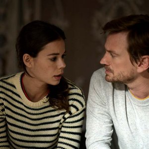 Foodie Love: Laia Costa, Guillermo Pfening in una scena della serie
