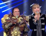 Il cantante mascherato 2021 stasera su Rai1: Al Bano ospite della terza puntata