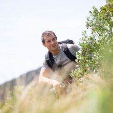 Scuola di sopravvivenza: Missione safari, Bear Grylls durante una scena