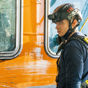 9-1-1, stagione 4: Oliver Stark in una scena della serie