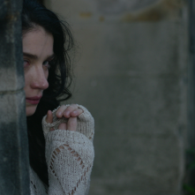 Dietro i suoi occhi: un'immagine tratta dalla miniserie Netflix