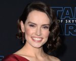 Daisy Ridley star del thriller The Marsh King's Daughter, diretto da Neil Burger