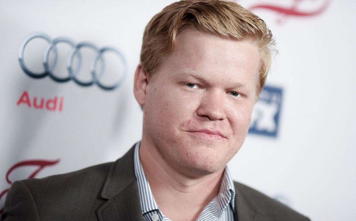Killers of the Flower Moon Jesse Plemons affianca Leonardo DiCaprio e