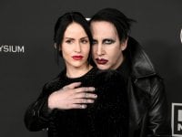 Marilyn Manson, il suo ex assistente: 'Minacciava la fidanzata di ucciderla, ho assistito agli abusi'